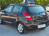 Usata Hyundai i20 Edition 78 CV (57 kW) 2012 Nero Utilitaria