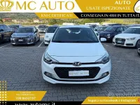 Usata Hyundai i20 Comfort 84 CV (61 kW) 2017 Bianco Berlina