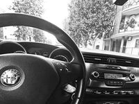 Usata Alfa Romeo Giulietta Distinctive 170 CV (125 kW) 2011 Bianco Utilitaria