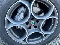 Usata Alfa Romeo Stelvio Super 179 CV (131 kW) 2017 Grigio SUV
