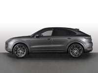 Nuova Porsche Cayenne Black Edition 353 CV (259 kW) 2026 Grigio quarzite metallizzato SUV