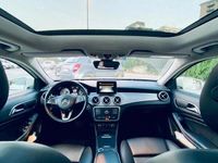 Usata Mercedes GLA200 136 CV (100 kW) 2015 Bianco SUV