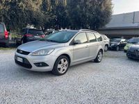 Begagnad Ford Focus Titanium 90 HK (66 kW) 2008 Grå Kombi