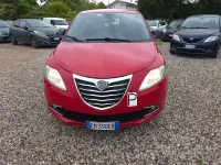 Usata Lancia Ypsilon Gold 69 CV (50 kW) 2012 Rosso Utilitaria