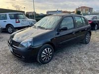 Usata Renault Clio II 75 CV (55 kW) 2002 Nero Berlina