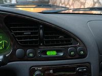 Usata Ford Fiesta Ghia 75 CV (55 kW) 2000 Grigio Utilitaria