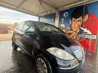 Usata Mercedes A180 Elegance 109 CV (80 kW) 2004 Nero Berlina