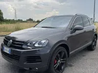 Usata VW Touareg 245 CV (180 kW) 2011 Grigio SUV
