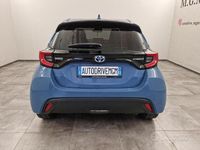 Usata Toyota Yaris Hybrid Trend 92 CV (67 kW) 2021 Blu Berlina