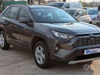 Usata Toyota RAV4 Hybrid 222 CV (163 kW) 2020 Grigio SUV