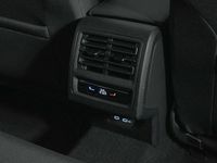 Usata VW Golf VIII Life 116 CV (85 kW) 2025 Grigio