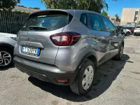 Usata Renault Captur Life 90 CV (66 kW) 2019 Grigio SUV