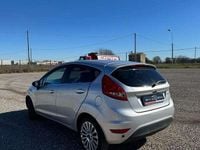 Usata Ford Fiesta Titanium 60 CV (44 kW) 2009 Grigio Utilitaria