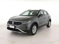Usata VW T-Roc Life 116 CV (85 kW) 2025 Indium grey metallizzato nero SUV