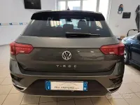 Usata VW T-Roc Advance 116 CV (85 kW) 2019 Grigio SUV