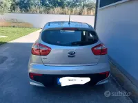 Usata Kia Rio 75 CV (55 kW) 2016 Grigio Utilitaria