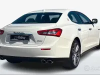 Usata Maserati Ghibli 275 CV (202 kW) 2015 Bianco Berlina