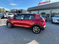 Usata Kia Stonic Style 101 CV (74 kW) 2020 Rosso SUV