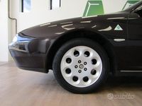 Usata Alfa Romeo 166 155 CV (114 kW) 2000 Grigio Berlina
