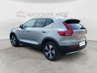 Usata Volvo XC40 Core 129 CV (94 kW) 2022 Marrone SUV