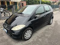 Usata Mercedes A180 109 CV (80 kW) 2004 Nero Utilitaria