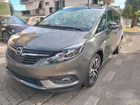 Usata Opel Zafira Innovation 120 CV (88 kW) 2018 Grigio Monovolume