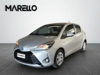 Usata Toyota Yaris Active 101 CV (74 kW) 2017 Grigio alluminio Utilitaria