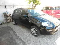 Usata Fiat Punto Lounge 70 CV (51 kW) 2015 Nero Utilitaria
