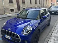 Usata Mini ONE 75 CV (55 kW) 2021 Blu Utilitaria