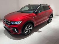 Nuova VW T-Roc R-line 150 CV (110 kW) 2025 Rosso SUV