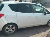 Usata Opel Meriva 101 CV (74 kW) 2010 Bianco Monovolume