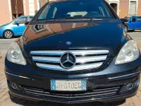 Usata Mercedes B180 109 CV (80 kW) 2008 Nero Monovolume