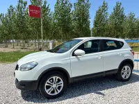 Usata Nissan Qashqai Acenta 116 CV (85 kW) 2012 Bianco SUV