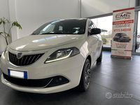 Usata Lancia Ypsilon Gold 69 CV (50 kW) 2021 Bianco Utilitaria