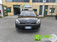 Usata Kia Rio 90 CV (66 kW) 2017 Nero Berlina