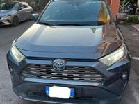 Usata Toyota RAV4 Hybrid Active 178 CV (130 kW) 2022 Grigio SUV