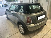 Usata Mini ONE 75 CV (55 kW) 2010 Grigio metallizzato Utilitaria