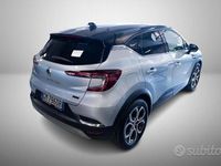 Occasion Renault Captur Techno 143 ch (105 kW) 2023 Gris SUV