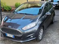 Usata Ford Fiesta Titanium 75 CV (55 kW) 2017 Bluazzurro Utilitaria
