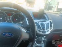 Usata Ford Fiesta 2008 Grigio Utilitaria