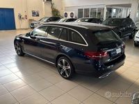 Usata Mercedes C300e Business 305 CV (224 kW) 2020 Blu Station wagon