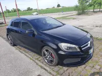 Usata Mercedes A180 Premium 109 CV (80 kW) 2014 Nero Utilitaria