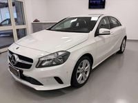 Usata Mercedes A180 109 CV (80 kW) 2018 Bianco polare Berlina