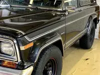 Second-hand Jeep Cherokee Laredo 65 CP (47 kW) 1980 Negru SUV