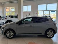 Usata Renault Clio V Evolution 101 CV (74 kW) 2024 Bianco ghiaccio Berlina