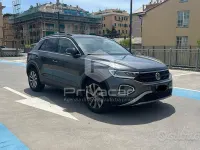 Usata VW T-Roc Life 116 CV (85 kW) 2024 Grigio SUV