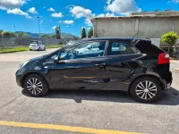 Usata Kia Rio EX 75 CV (55 kW) 2012 Nero Berlina