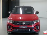 Usata VW T-Roc R-line 150 CV (110 kW) 2024 7h rosso rubino metallizzato SUV
