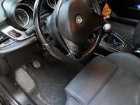 Usata Alfa Romeo Giulietta Distinctive 105 CV (77 kW) 2011 Nero Utilitaria