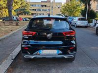 Usata MG ZS Luxury 111 CV (81 kW) 2022 Nero Berlina